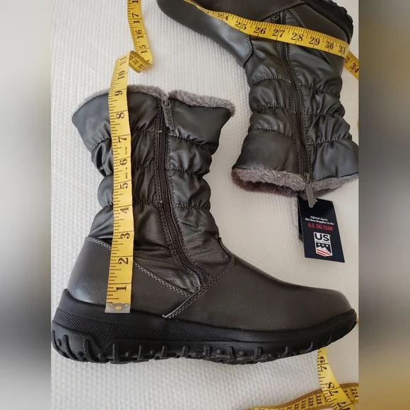 TOTES womens Samantha winter boot shoe size 11M black fabric upper zip up side . - Picture 7 of 9